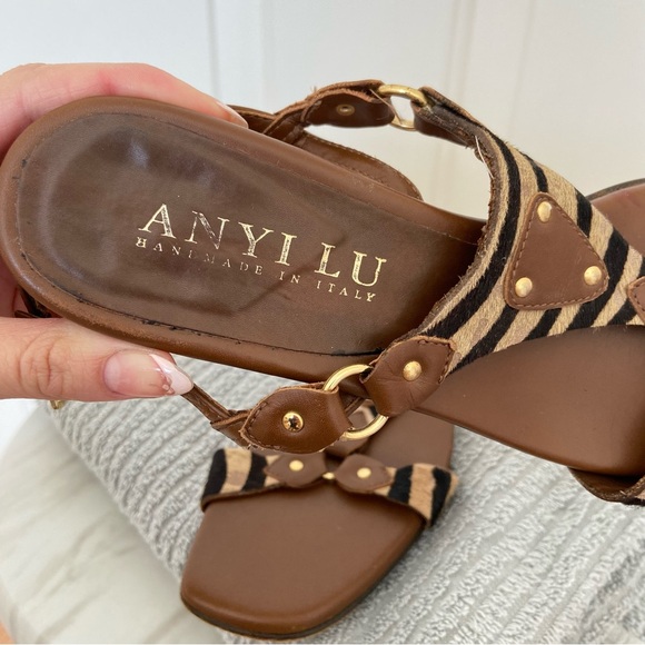 Anyi Lu - Women’s 5.5 36 Brown Flats With Zebra Print and Gold Accents - Picture 4 of 12